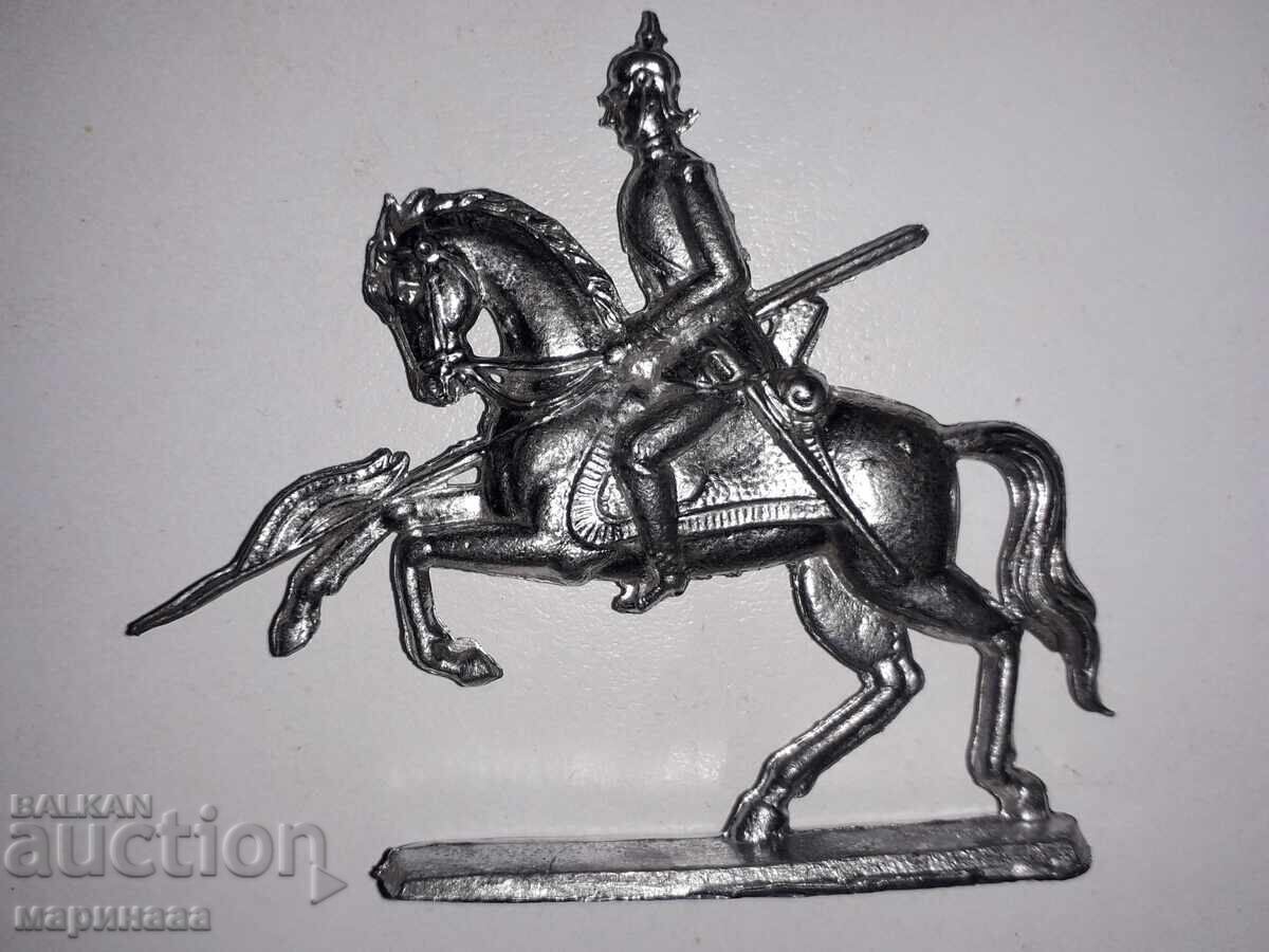 FIGURINĂ. SOLDAT DE PLUMB cu preț € 4.00 | 7.82 BGN