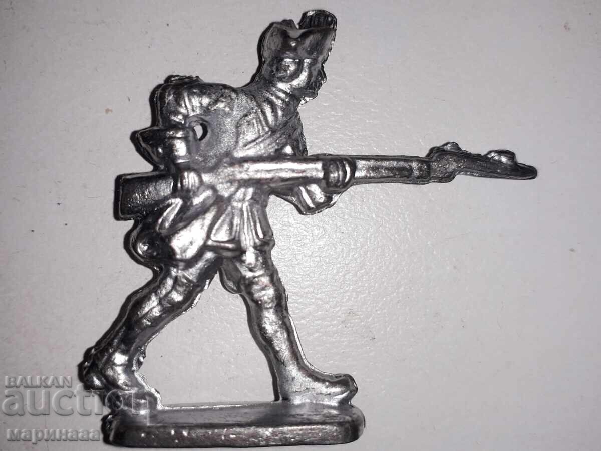 FIGURINĂ. SOLDAT DE PLUMB FIGURINĂ. SOLDAT DE PLUMB