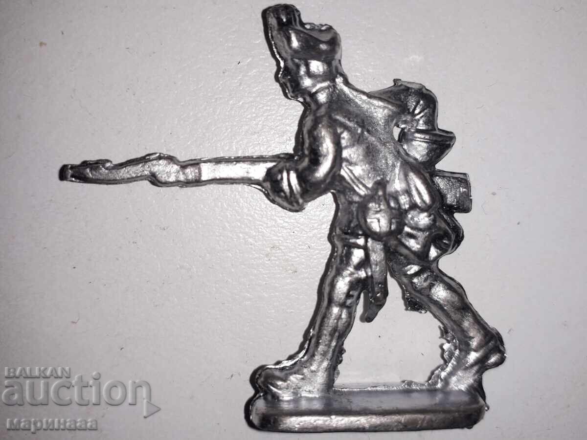 FIGURINĂ. SOLDAT DE PLUMB cu preț € 3.00 | 5.87 BGN FIGURINĂ. SOLDAT DE PLUMB cu preț € 3.00 | 5.87 BGN