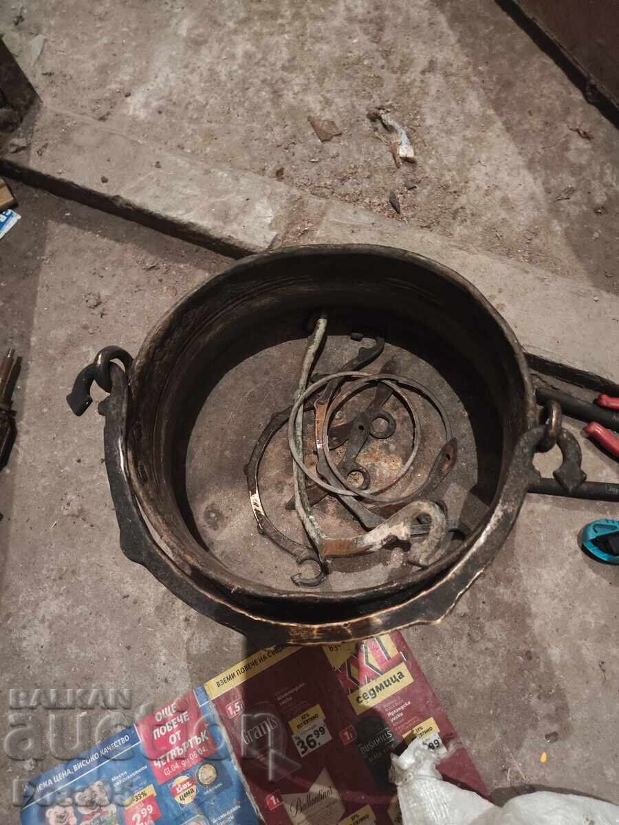 Delivery of Authentic copper cauldron (bakır) – 9 liters. Completely intact