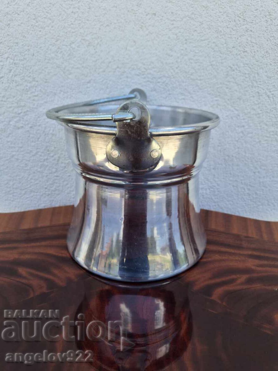 Licitație Găleată vintage din aluminiu masiv!!!
