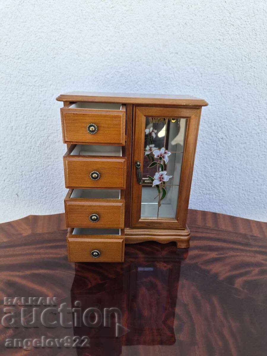 Beautiful wooden jewelry box!!! with price € 8.50 | 16.62 BGN