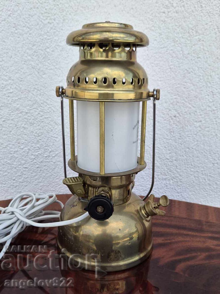 Livrarea Lampă suedeză din bronz OPTIMUS