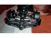 LEGO Mercedes-AMG F1 W14 E