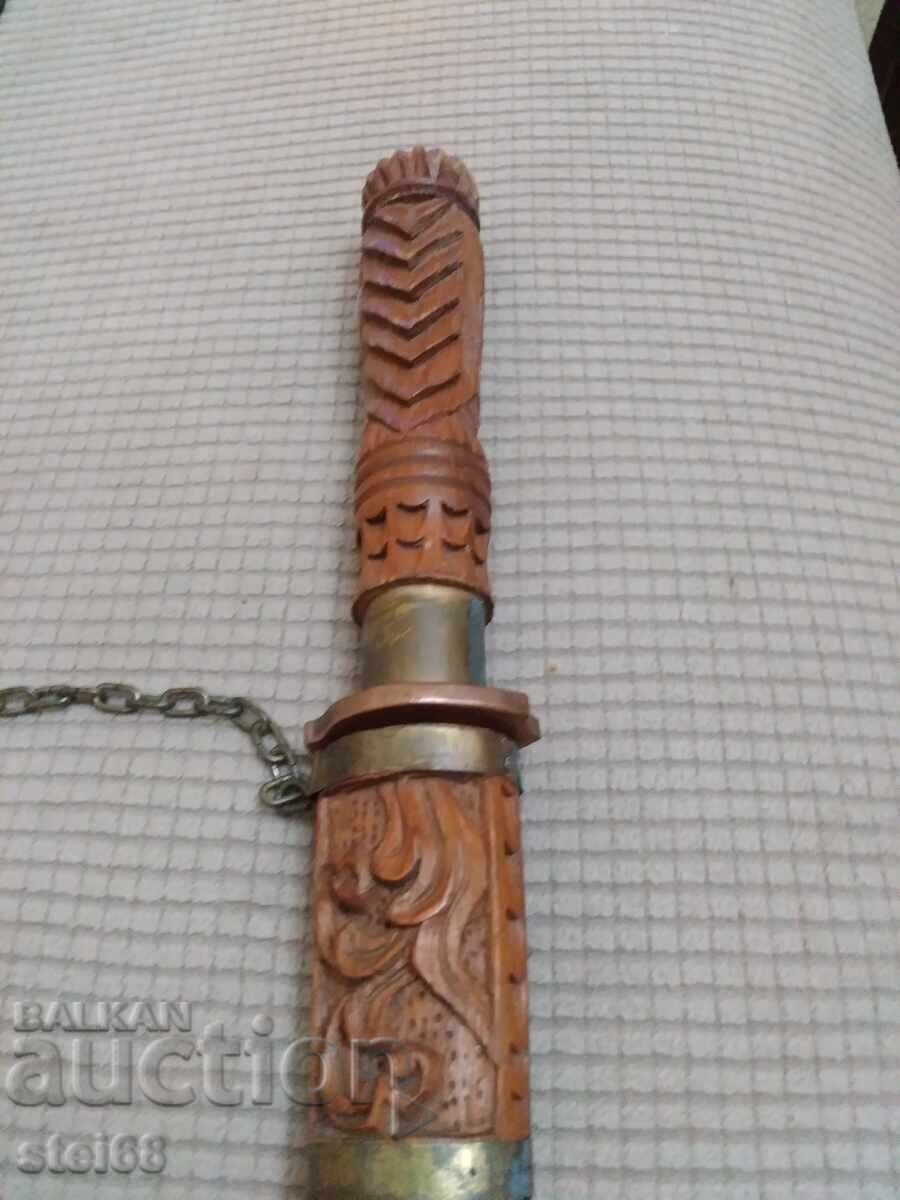 Auction  OLD KNIFE
