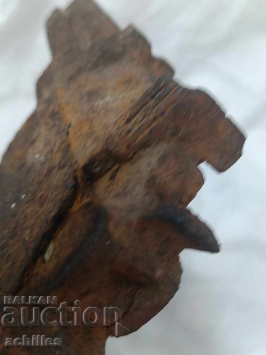 Rusty pistol - 5