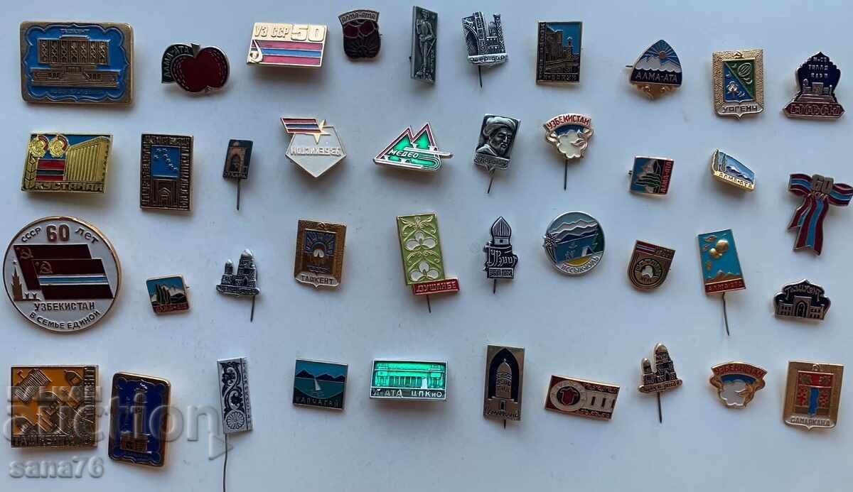 Old badges from the USSR (40 pcs.)-LOT 23