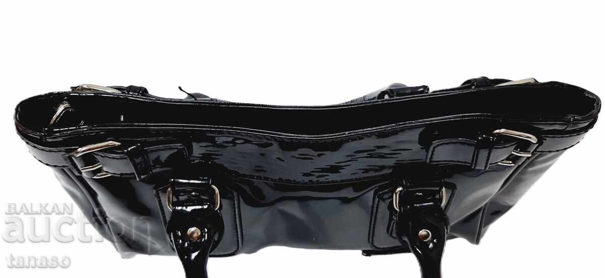 Livrarea Geantă din piele lăcuită neagră – 33 × 21,5 cm – vi Livrarea Geantă din piele lăcuită neagră – 33 × 21,5 cm – vi