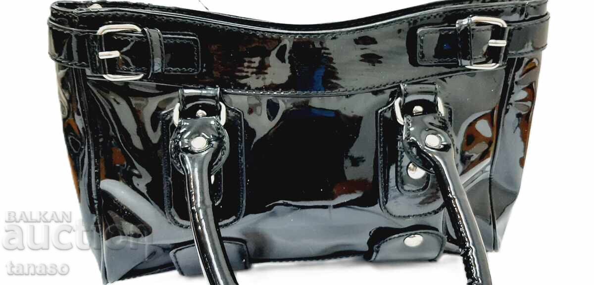 Geantă din piele lăcuită neagră – 33 × 21,5 cm – vi - 6 Geantă din piele lăcuită neagră – 33 × 21,5 cm – vi - 6