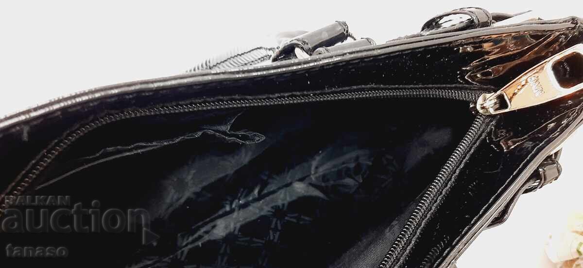 Geantă din piele lăcuită neagră – 33 × 21,5 cm – vi - 7 Geantă din piele lăcuită neagră – 33 × 21,5 cm – vi - 7