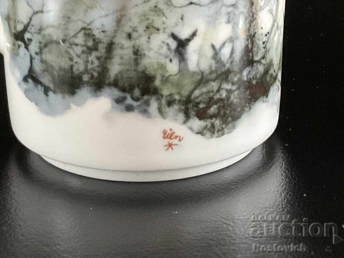 Delivery of "Seltmann Weiden" porcelain bowl, West Germany