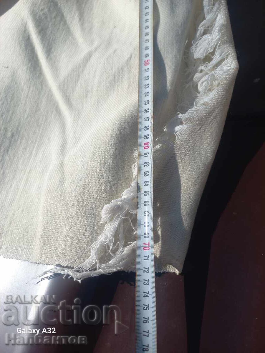 Auction  OLD WOOL FABRIC TOP WEAR