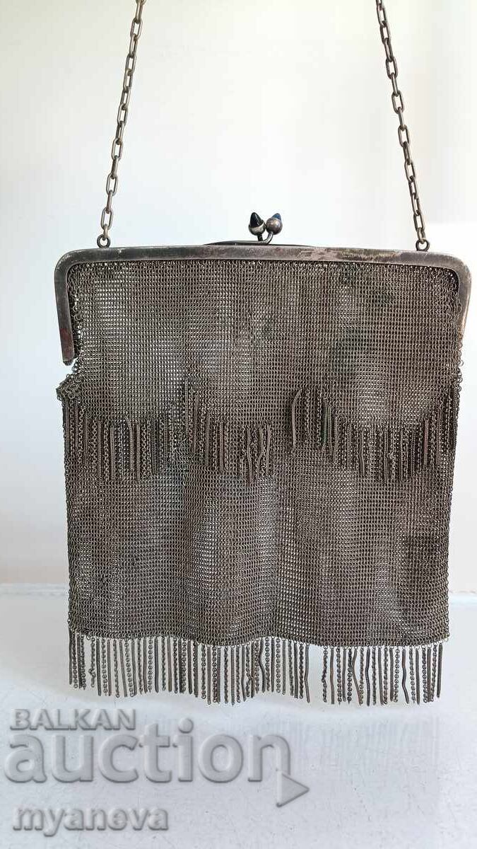 Vintage, дамска чанта , стил Art Deco от 1920-те г. И с цена € 60.00 | 117.35 лв.