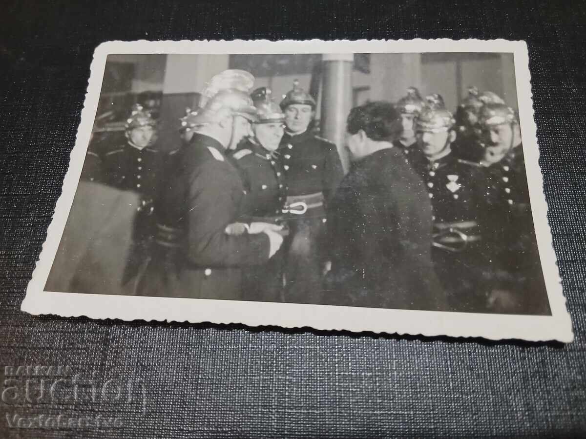Фотография-Стара снимка-ПОЖАРНА-ПОЖАРНИКАРИ