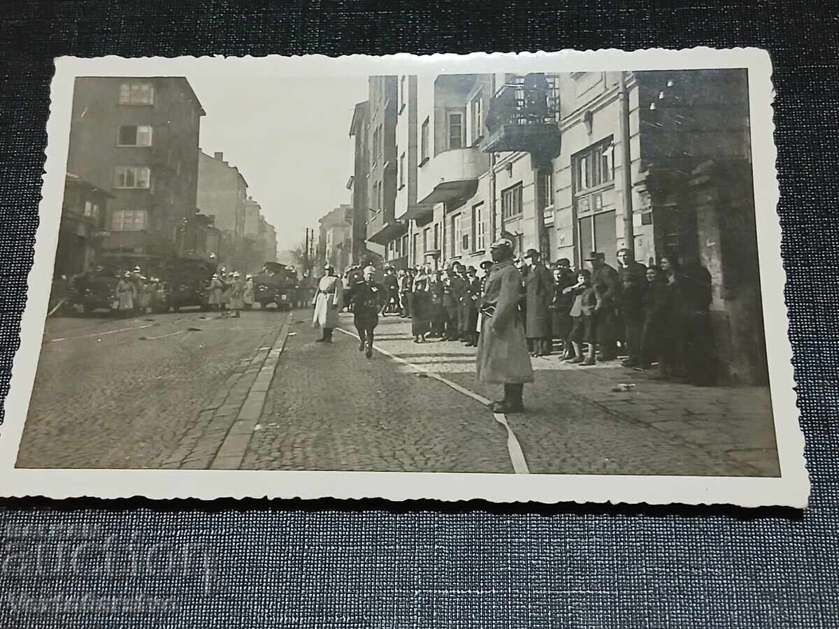 Фотография-Стара снимка-ПОЖАРНА-ПОЖАРНИКАРИ