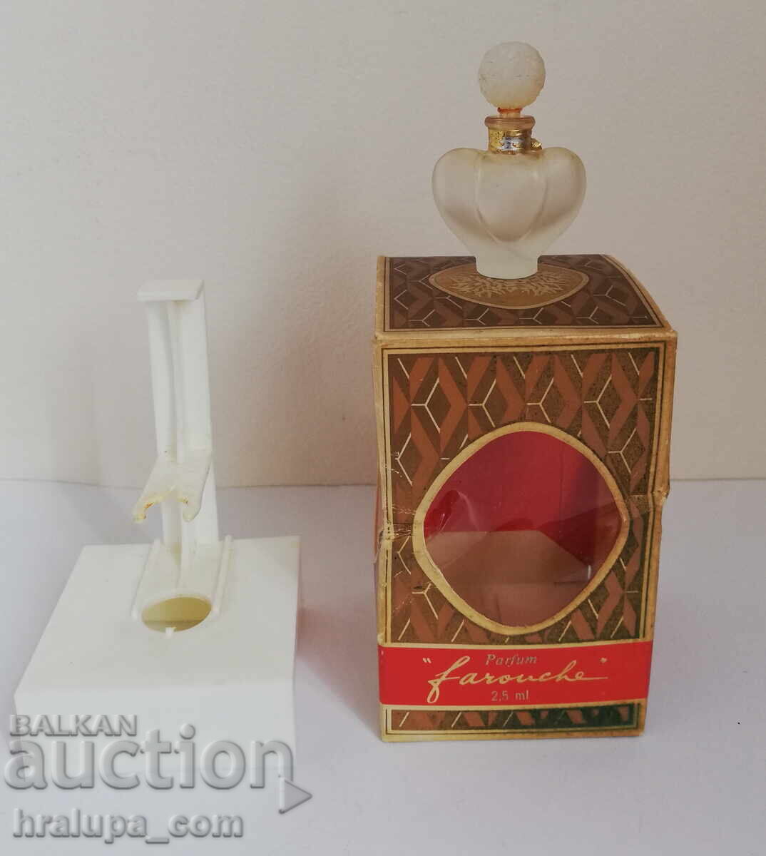 Παλιό μπουκάλι με κουτί αρώματος Farouche Nina Ricci