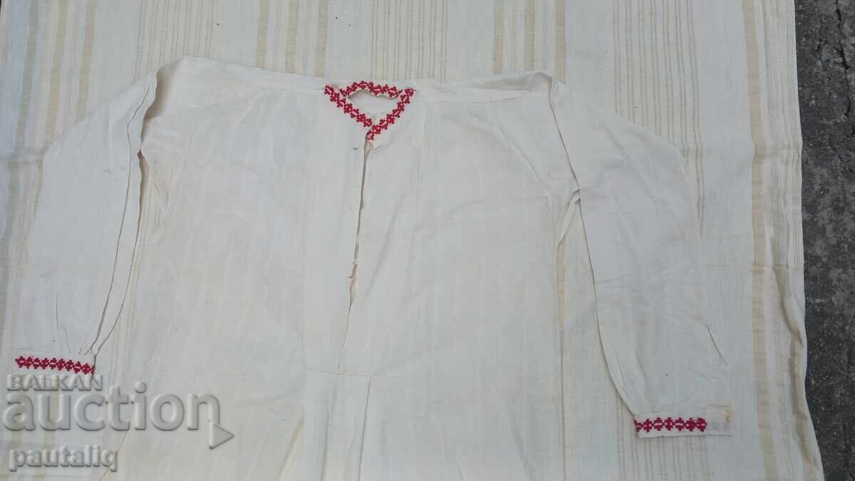 Auction  Men's shirt with Kenar embroidery