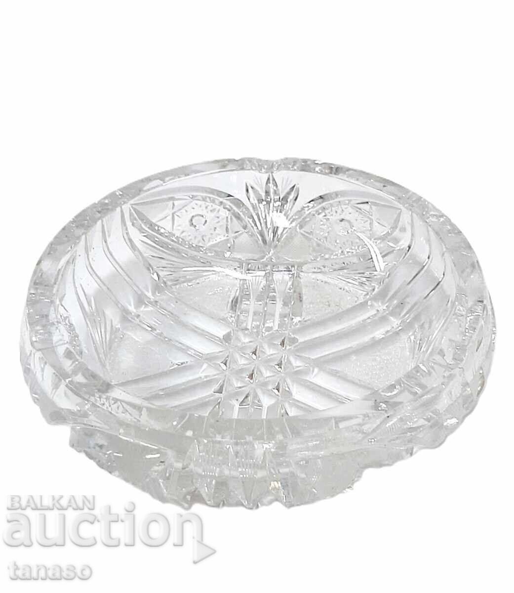 Auction Vintage heavy ashtray – lead crystal – like new Auction Vintage heavy ashtray – lead crystal – like new