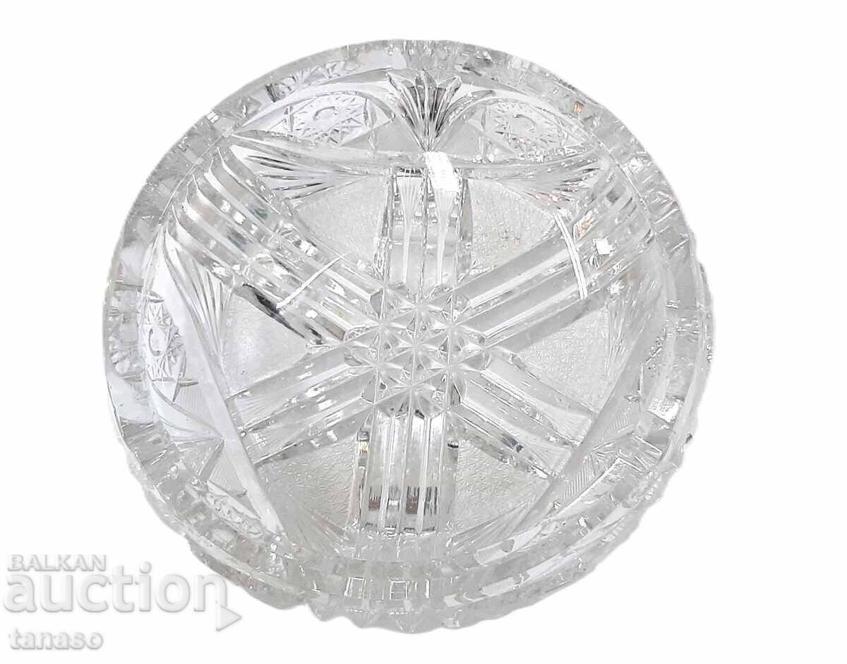 Delivery of Vintage heavy ashtray – lead crystal – like new Delivery of Vintage heavy ashtray – lead crystal – like new