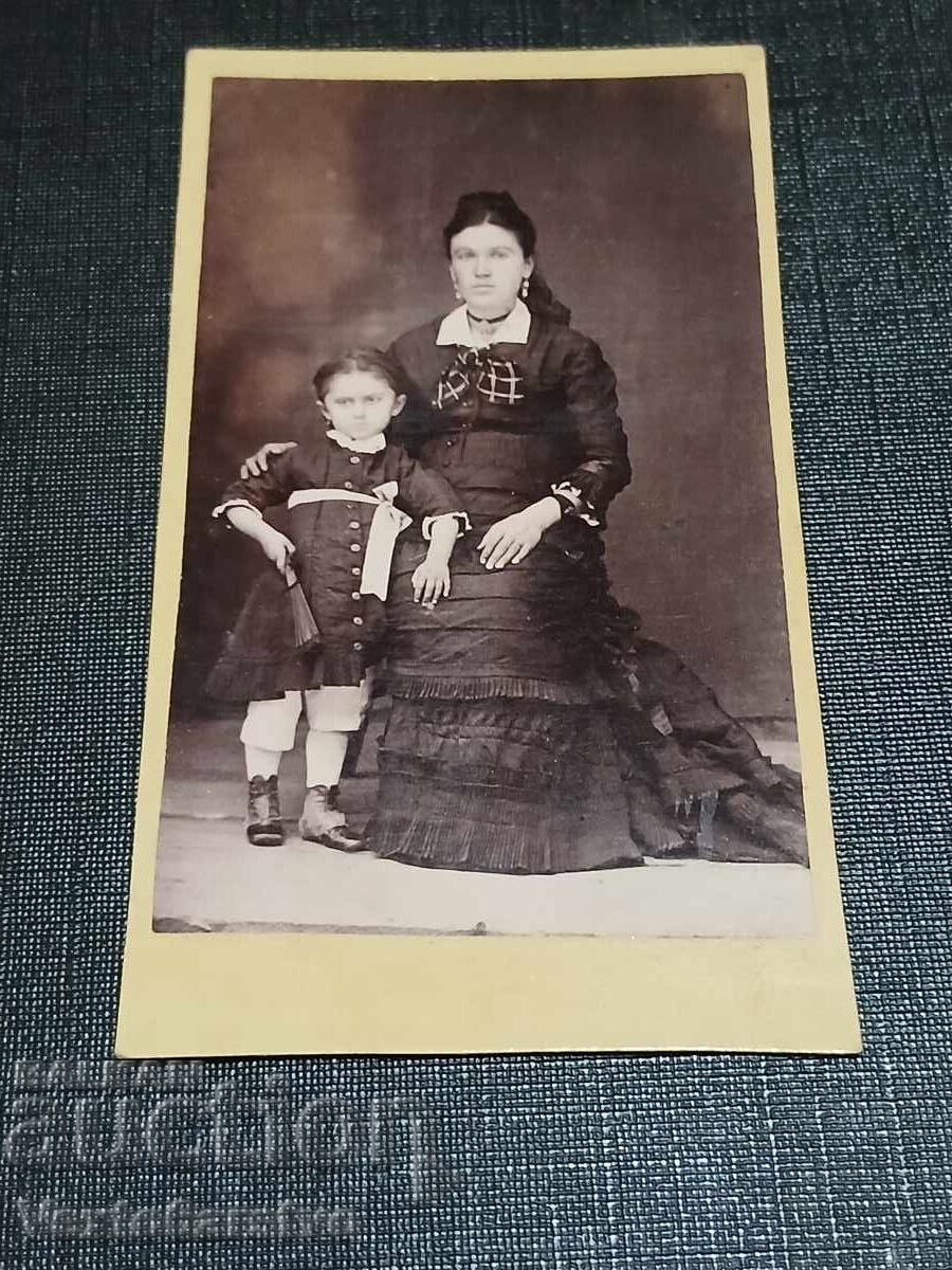 Фотография-Стара снимка-Картон-ИНТЕРИОР,МОДА,ПРИЧЕСКИ..