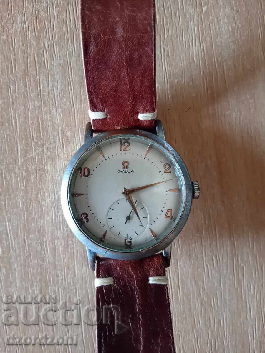 Швейцарски часовник OMEGA с цена € 300.00 | 586.75 лв.