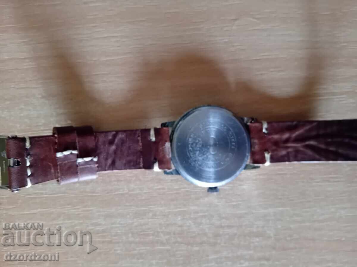 Аукцион Швейцарски часовник OMEGA