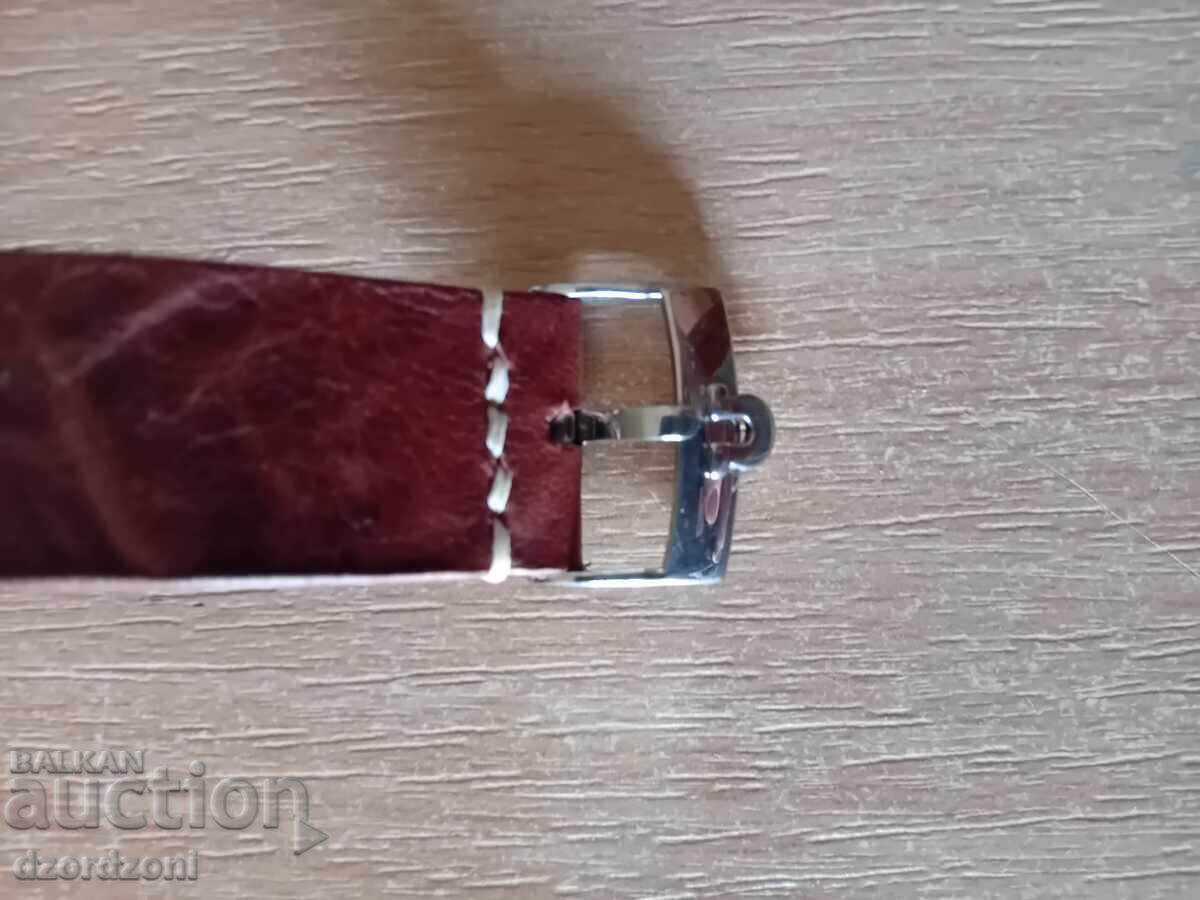 Доставка на Швейцарски часовник OMEGA