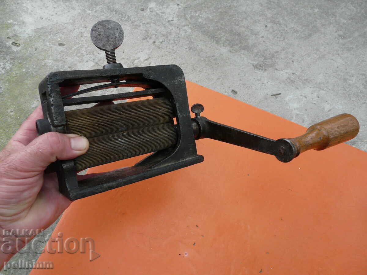 Old roller press - 5