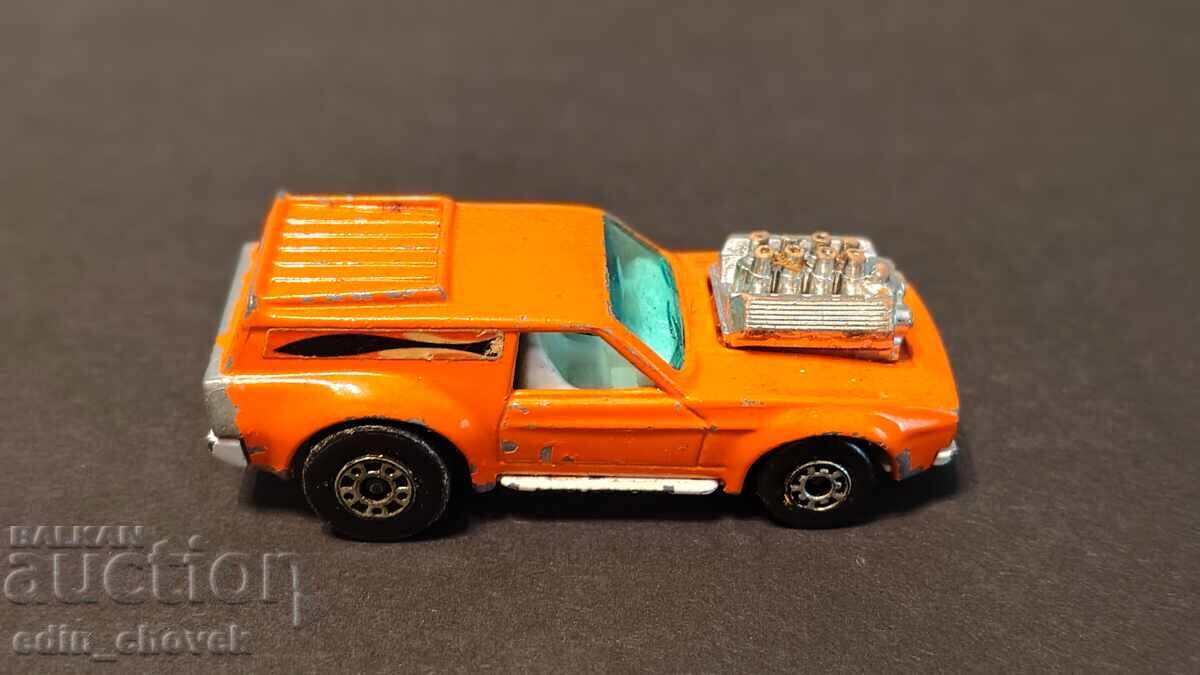 Delivery of Matchbox Lesney England No. 34 Vantastic 1975