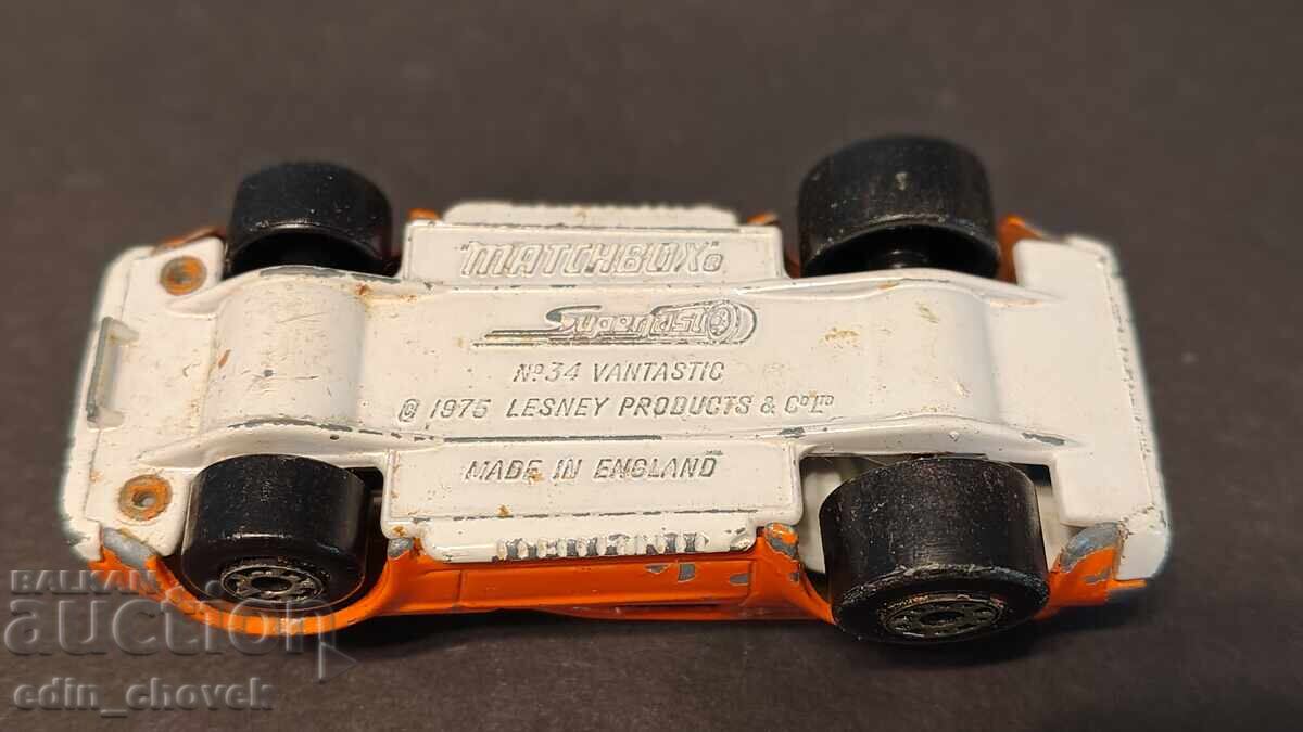 Matchbox Lesney England No. 34 Vantastic 1975 - 5