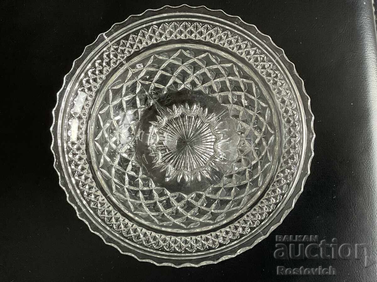 Auction  Anchor Hocking candy bowl with lid, USA