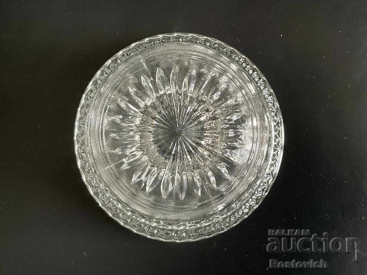 Delivery of Anchor Hocking candy bowl with lid, USA