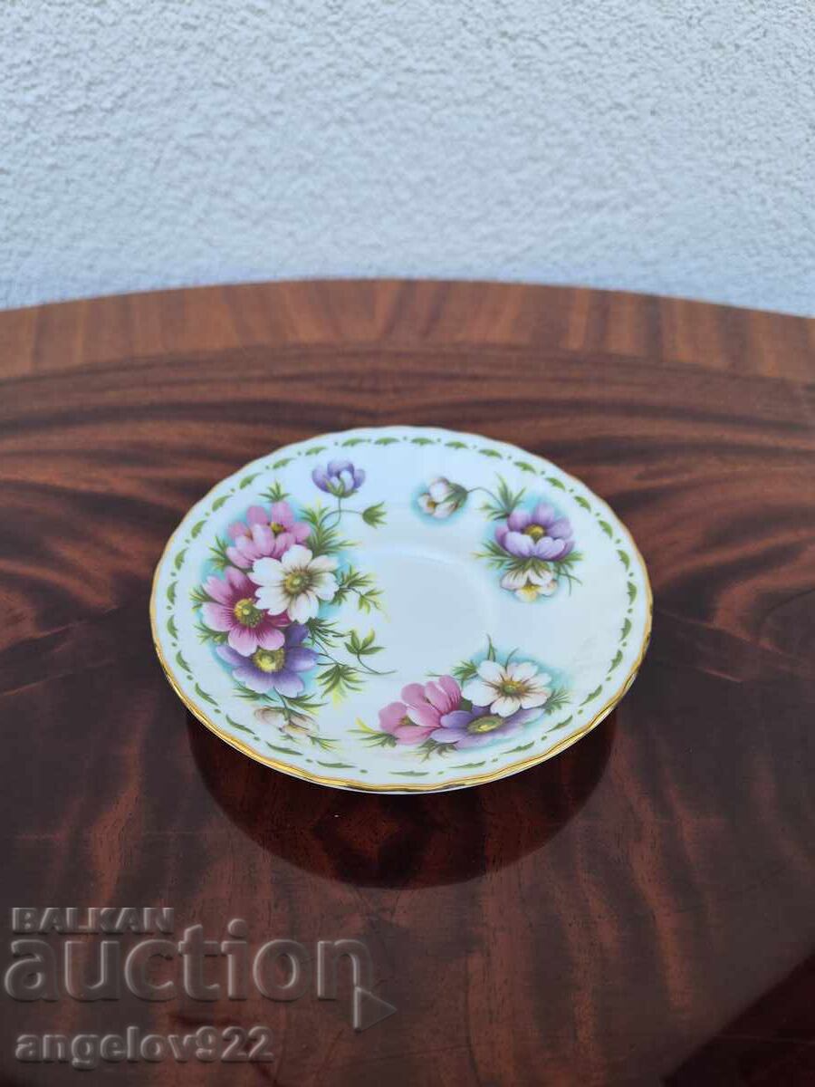 English porcelain teacup ROYAL ALBERT month of October - 6 English porcelain teacup ROYAL ALBERT month of October - 6