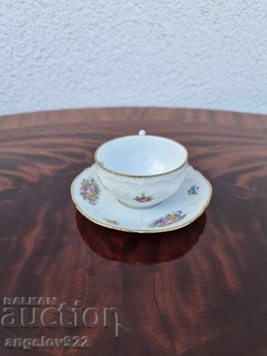 Немска порцеланова чашка за кафе ROSENTHAL SANSSOUCI с цена € 0.01 | 0.02 лв. Немска порцеланова чашка за кафе ROSENTHAL SANSSOUCI с цена € 0.01 | 0.02 лв.