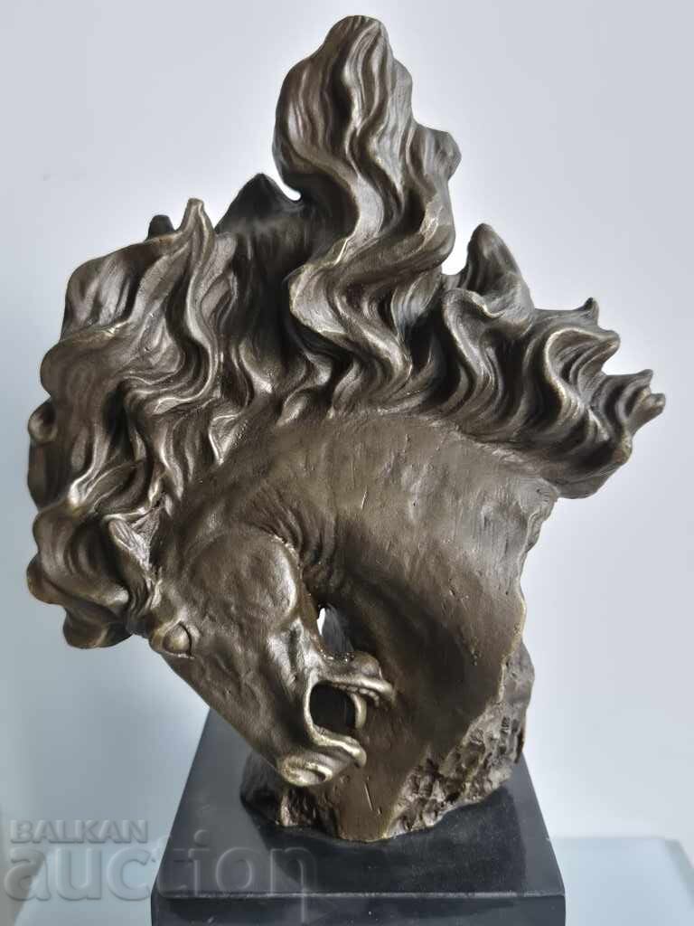 Sculptură din bronz Cal de foc din astrologia chineză ART DECO cu preț € 450.00 | 880.13 BGN