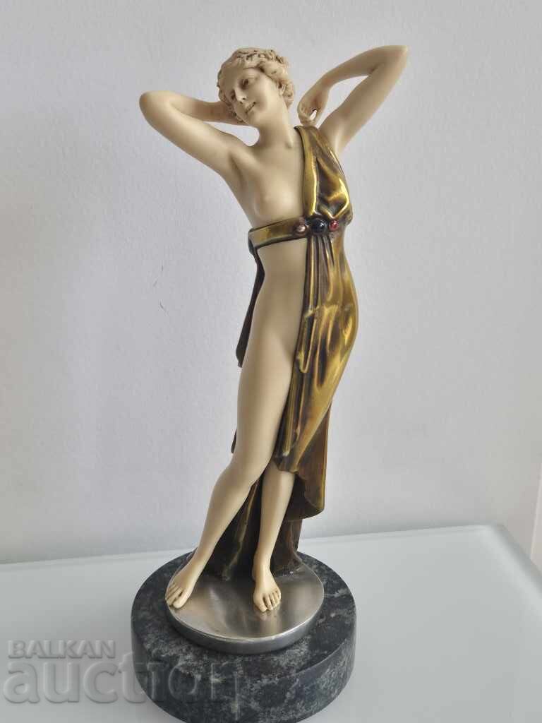 Ferdinand Preiss 1882–1943 statuetă Afrodita în stil Art Deco cu preț € 160.00 | 312.93 BGN Ferdinand Preiss 1882–1943 statuetă Afrodita în stil Art Deco cu preț € 160.00 | 312.93 BGN