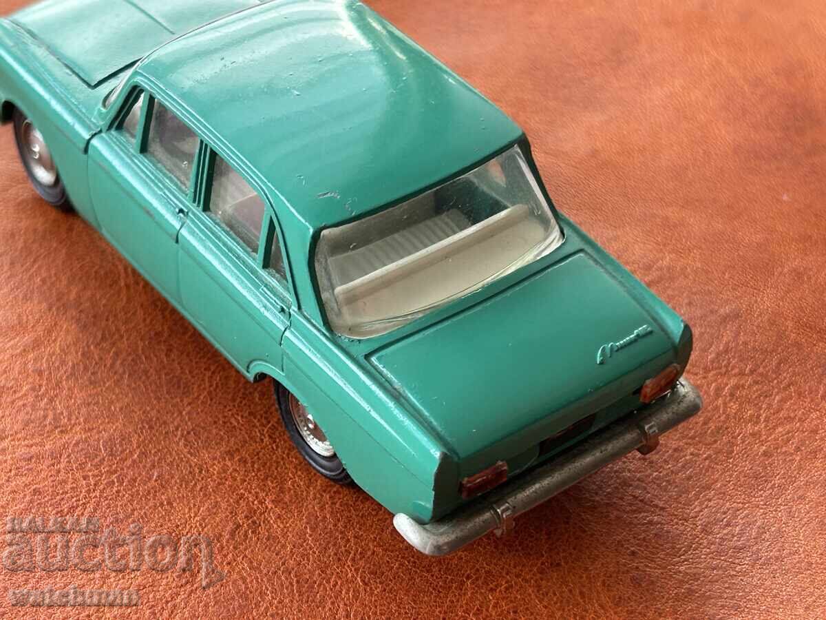 Licitație Mașinuță Moskvich URSS 1:43 / II