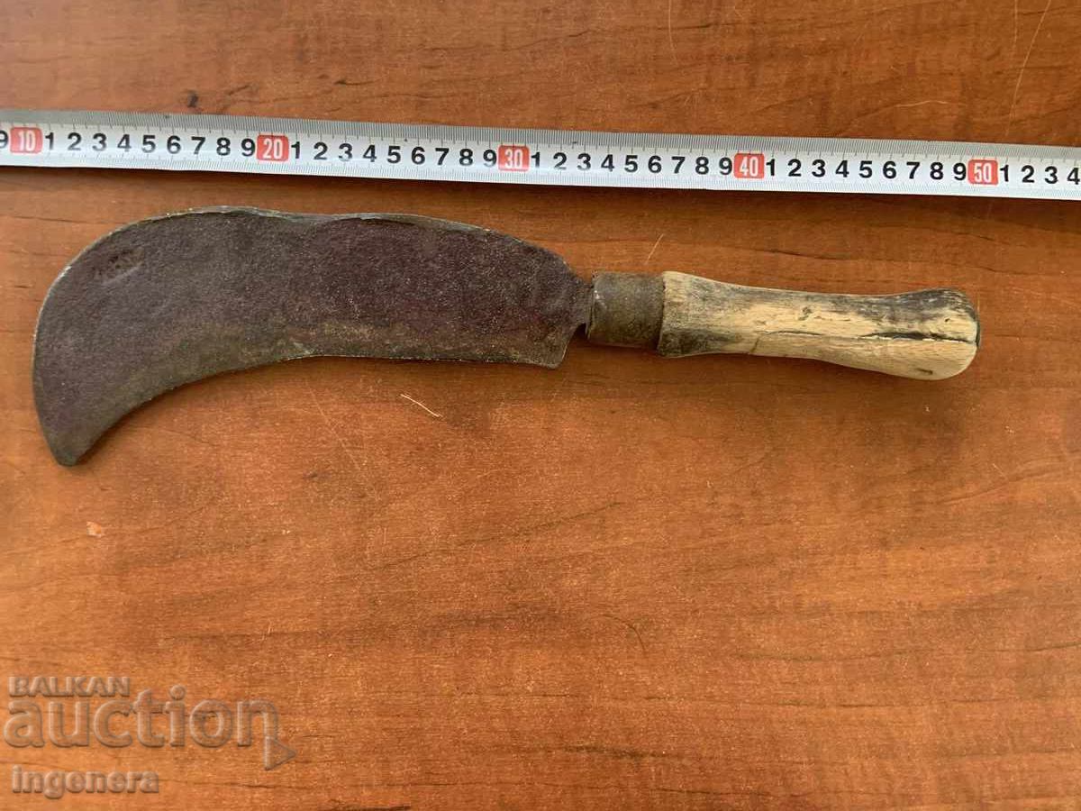 SATÂR DE MĂCELĂRIE UNEALTĂ MASIVĂ DIN OȚEL FORJAT INSTRUMENT VECHI MARCAT SATÂR DE MĂCELĂRIE UNEALTĂ MASIVĂ DIN OȚEL FORJAT INSTRUMENT VECHI MARCAT