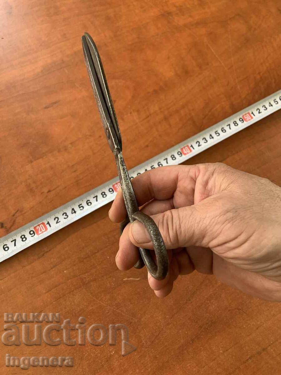 Livrarea FOARFECĂ INSTRUMENT VECHI Livrarea FOARFECĂ INSTRUMENT VECHI