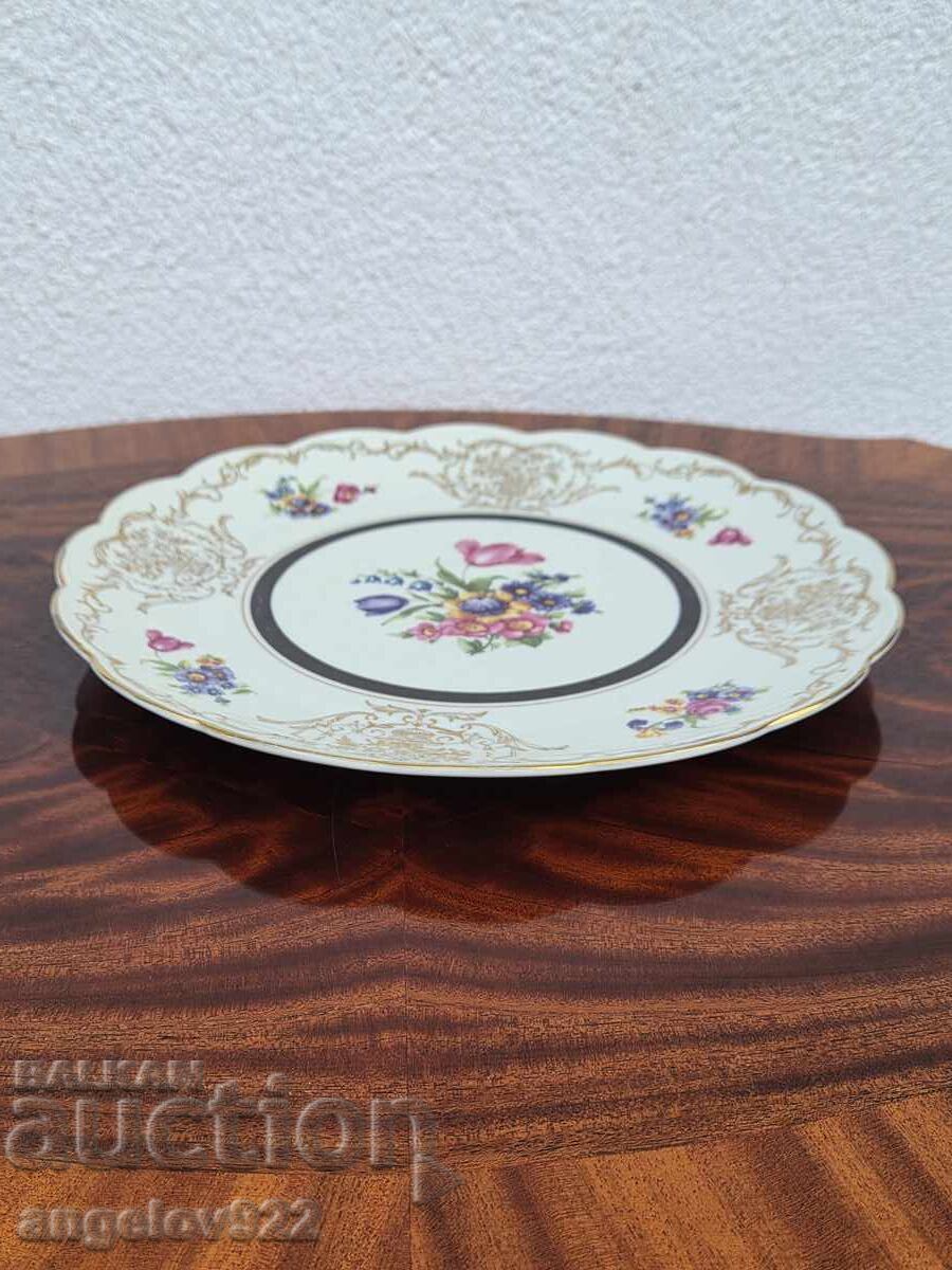 Delivery of German porcelain platter Konigl.pr.Tettau Delivery of German porcelain platter Konigl.pr.Tettau