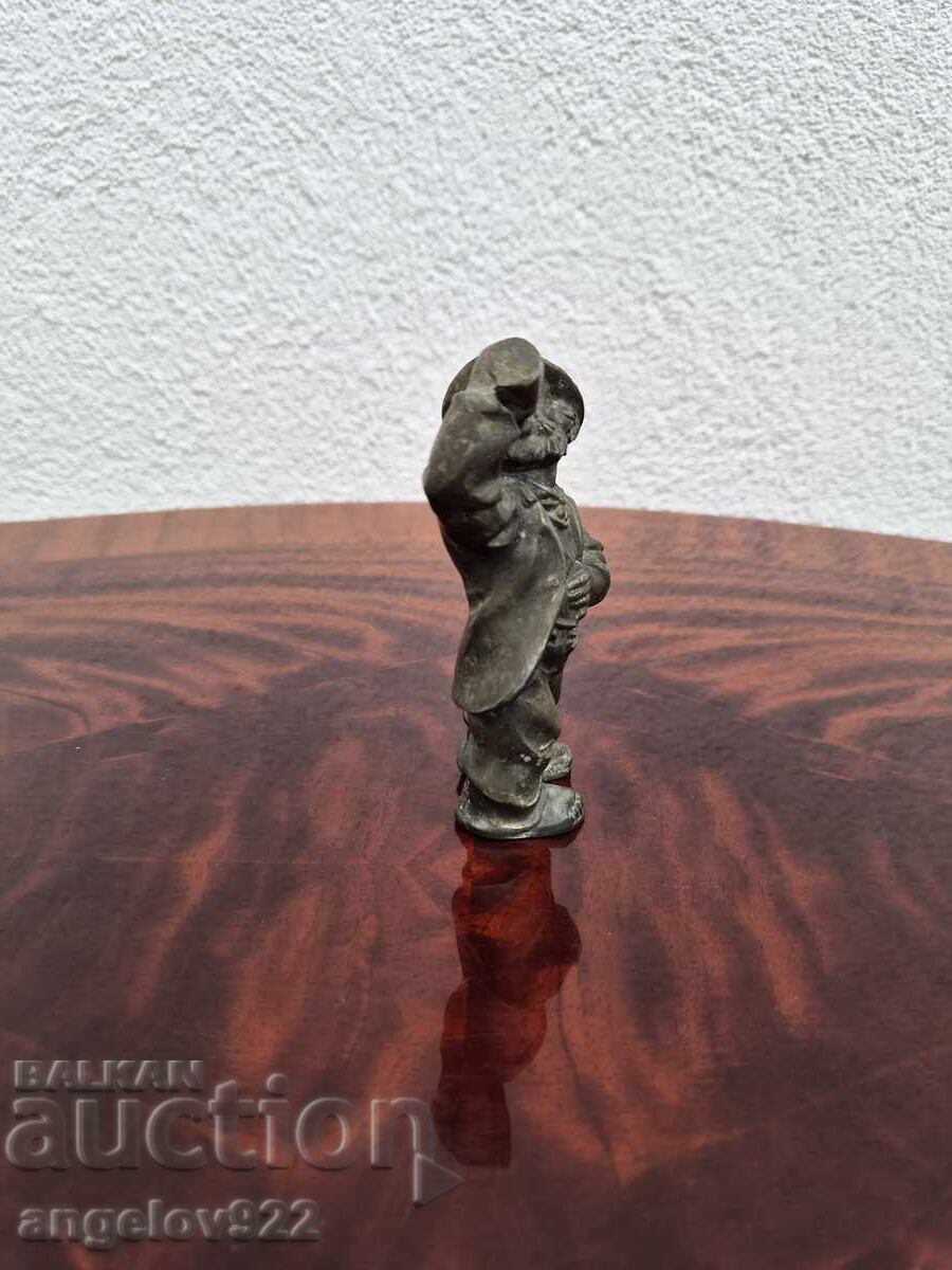 Ογκώδες μεταλλικό ειδώλιο!!! με τιμή € 2.50 | 4.89 BGN