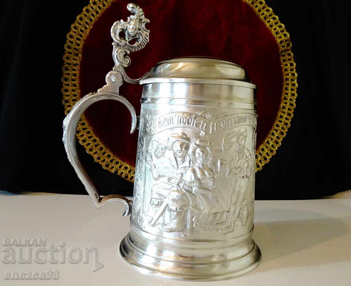 Delivery of Pewter mug with embossed wedding scene 740 g