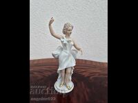 Wallendorf German porcelain figure figurine