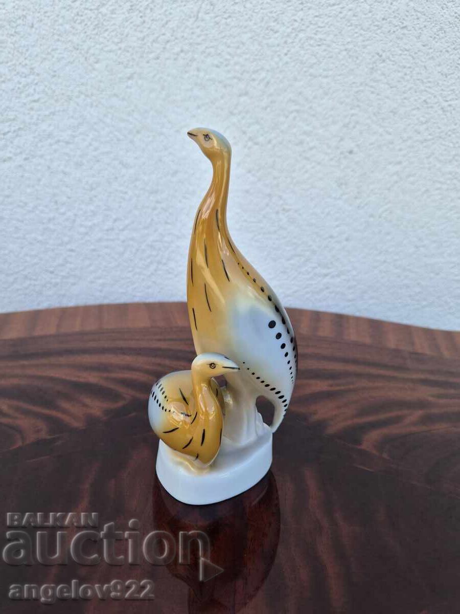 Hungarian porcelain figurine statue HOLLOHAZA