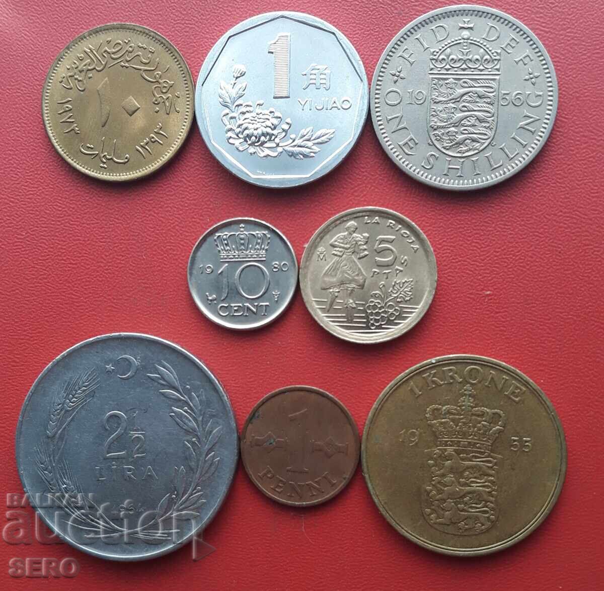 Mixed lot of 8 coins