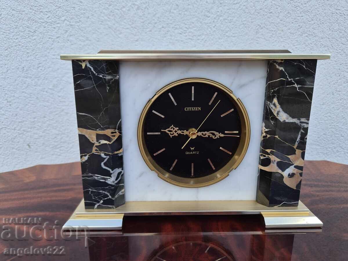 Красив настолен мраморен часовник CITIZEN с цена € 0.01 | 0.02 лв. Красив настолен мраморен часовник CITIZEN с цена € 0.01 | 0.02 лв.