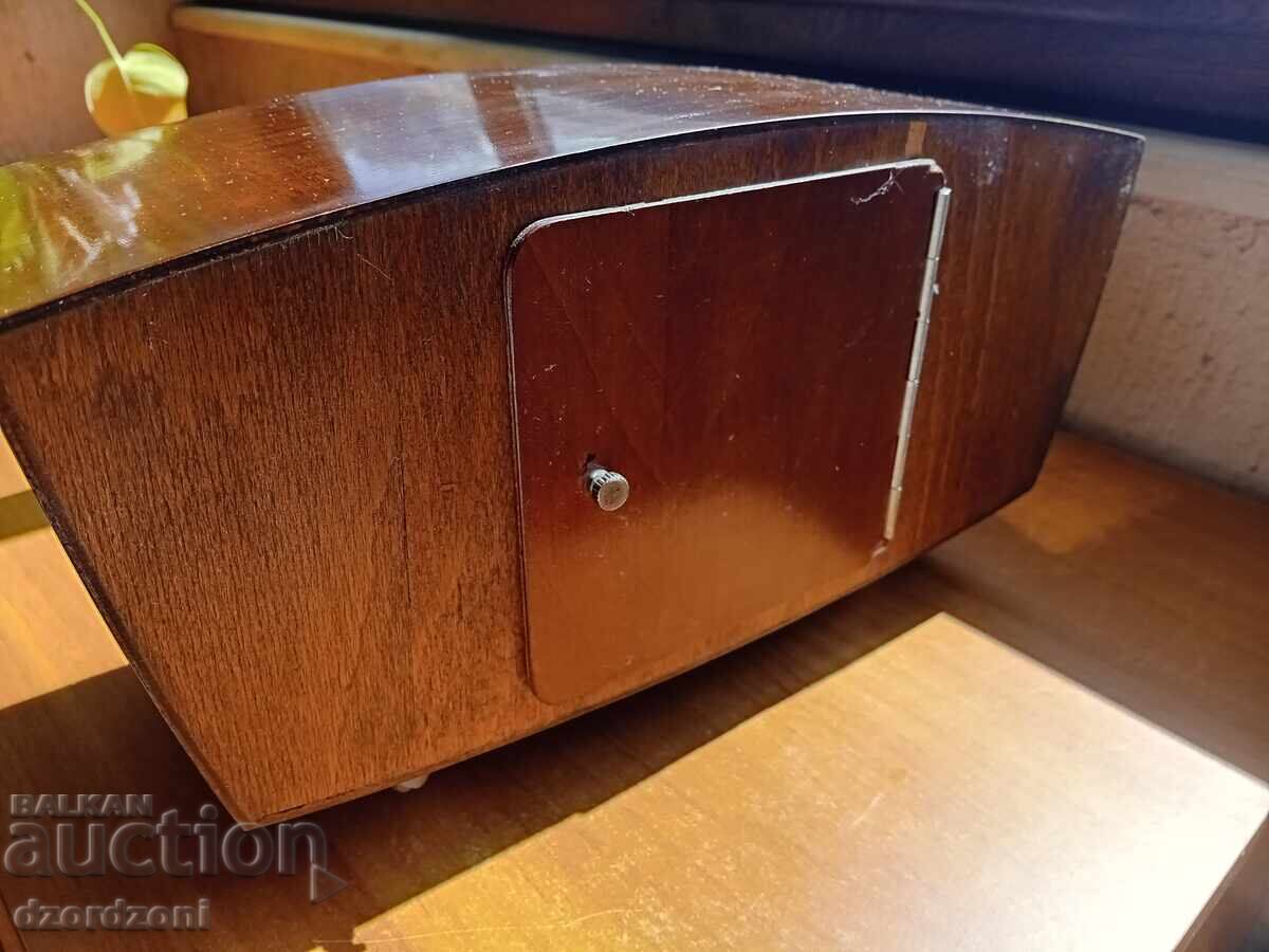 Auction  WEIMAR mantel clock