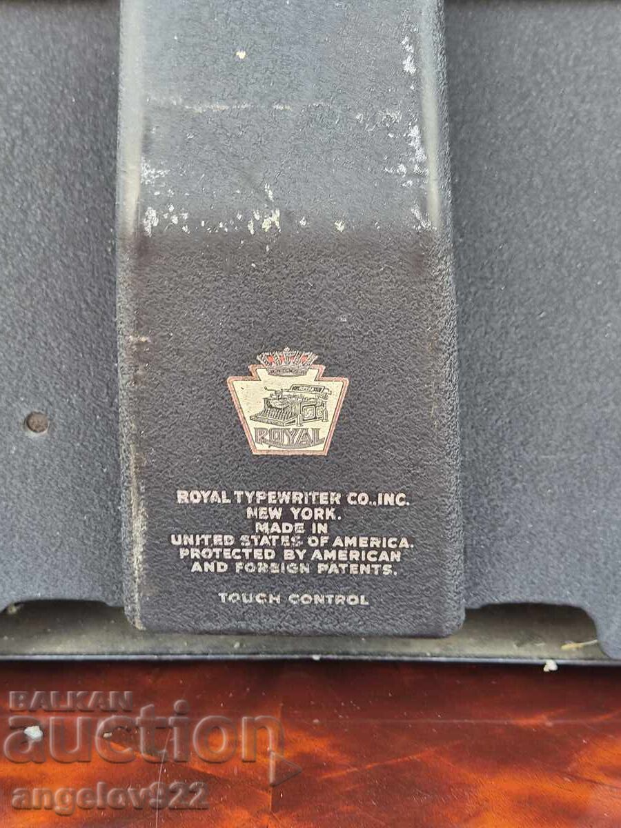 Vintage Αμερικανική γραφομηχανή ROYAL - 6