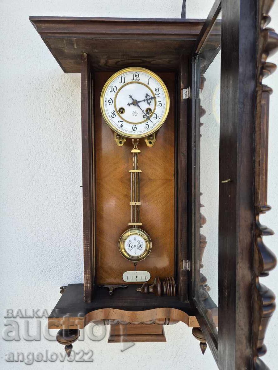 JUNGHANS Γερμανικό ρολόι τοίχου ΕΡΓΑΣΙΜΟ με τιμή € 1.50 | 2.93 BGN