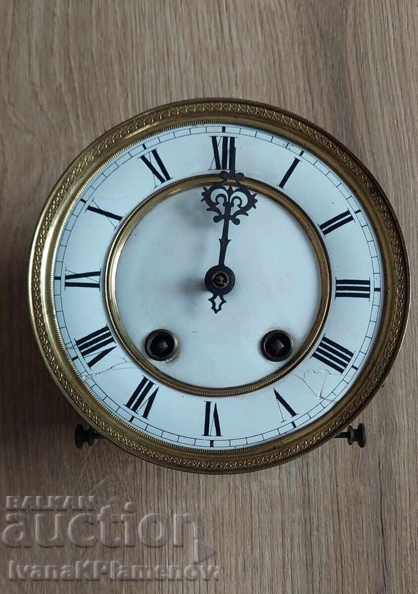 Δημοπρασία Vintage μηχανικό ρολόι τοίχου για συλλέκτες